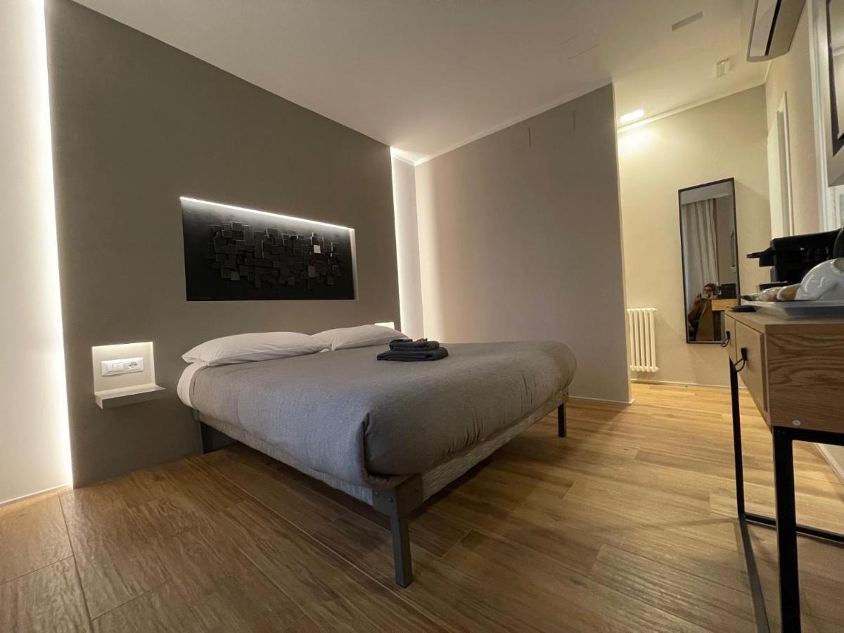 Lucrino 45 By Ale Hotel Roma Exterior foto