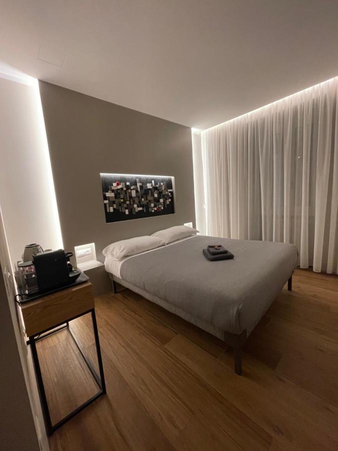 Lucrino 45 By Ale Hotel Roma Exterior foto